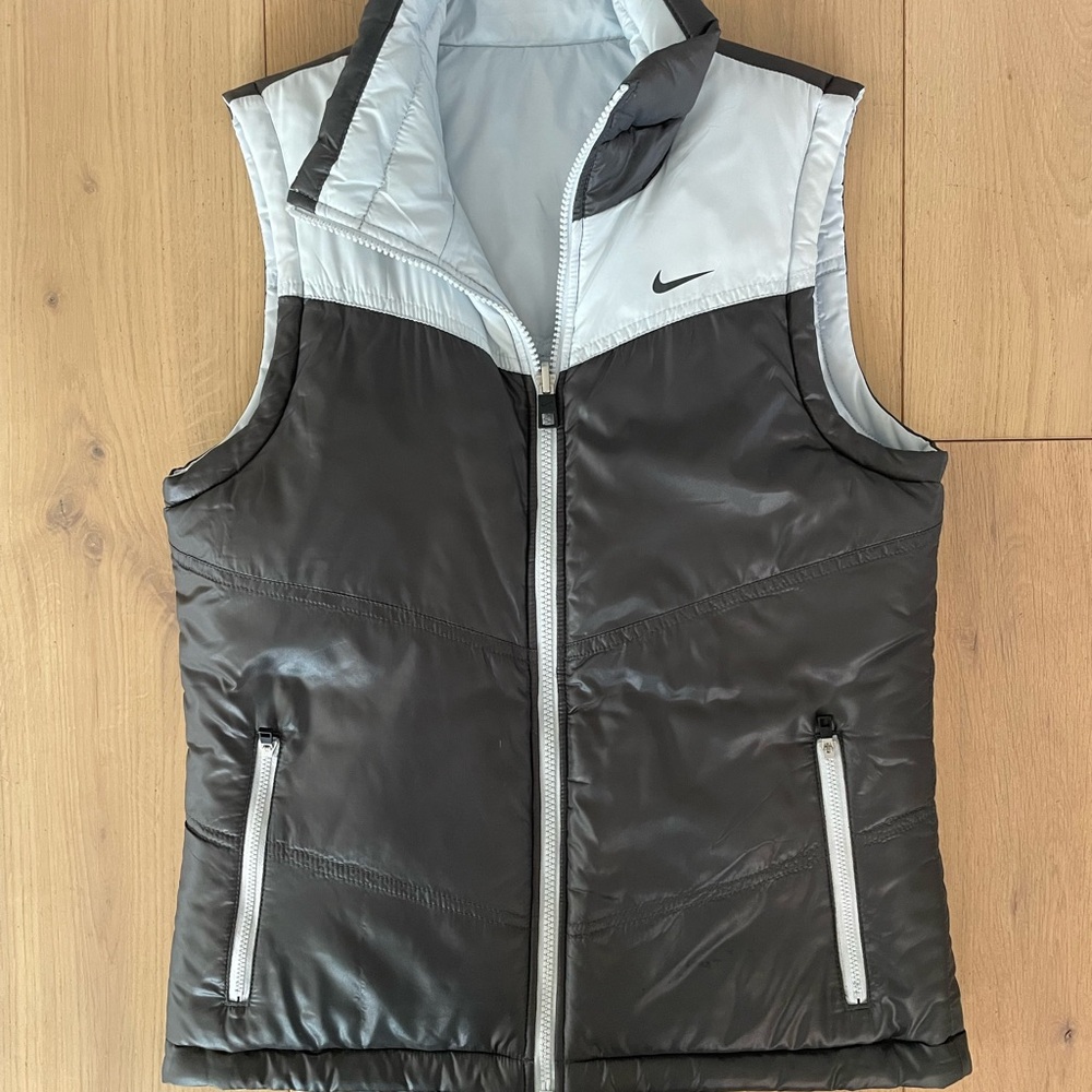 Nike Women's Therma Reversible Puffer Vest